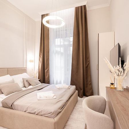 A20 - Boutique Apartment Best Location, By Bqa Budapest Exteriör bild